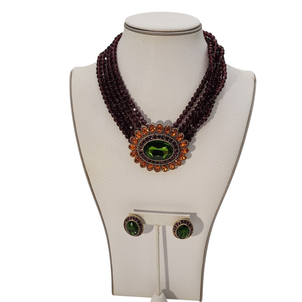 Heidi Daus Dazzling Delight Jewelry Set Olivine Topaz Crystal Necklace Earrings